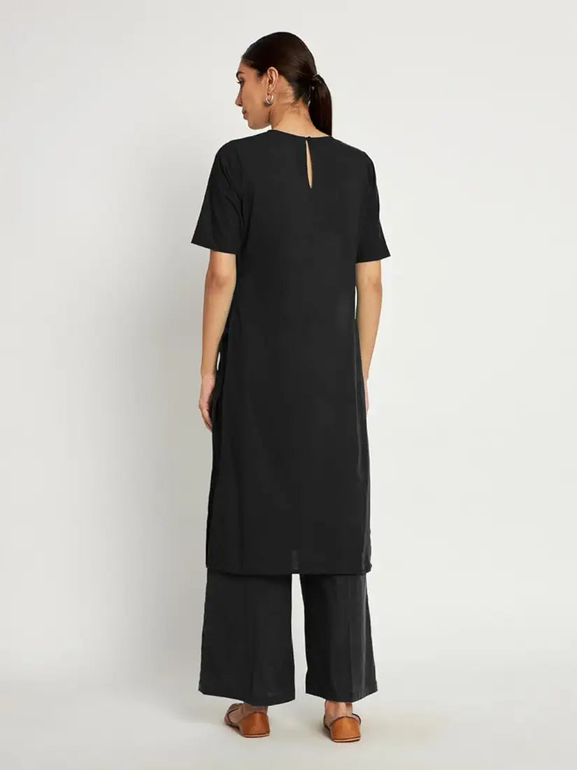 Thevasa Women's Black Rediant Glow Round Neck Kurta